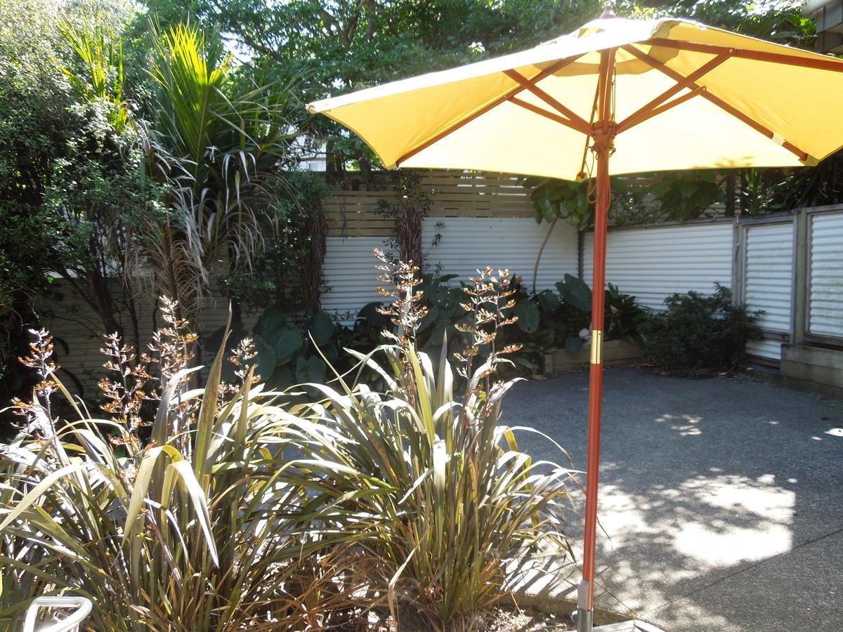 Island Breeze Apartment Oneroa ภายนอก รูปภาพ